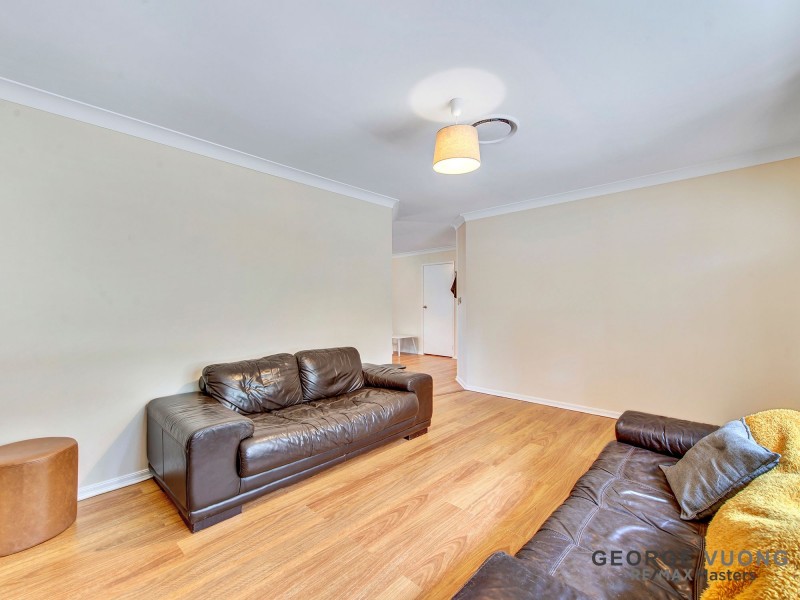 28 Pinaster St, Forest Lake QLD 4078