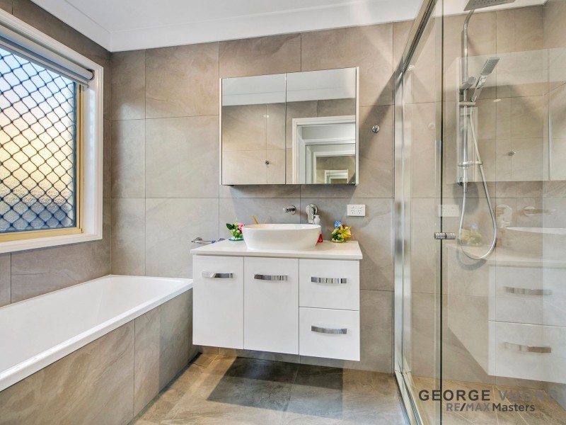 5 Mandarin Cl, Forest Lake QLD 4078