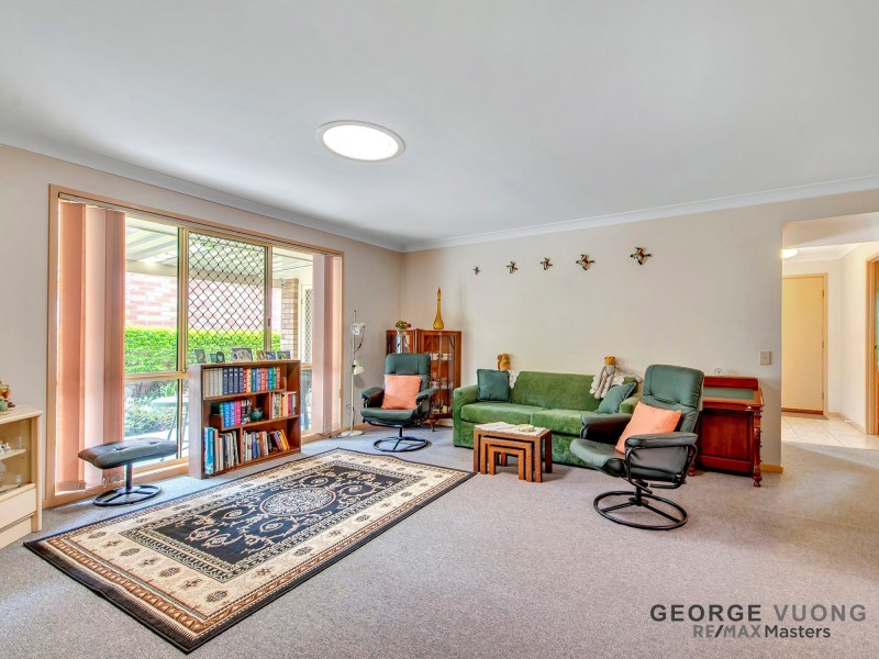 100 Serrata Cct, Forest Lake QLD 4078