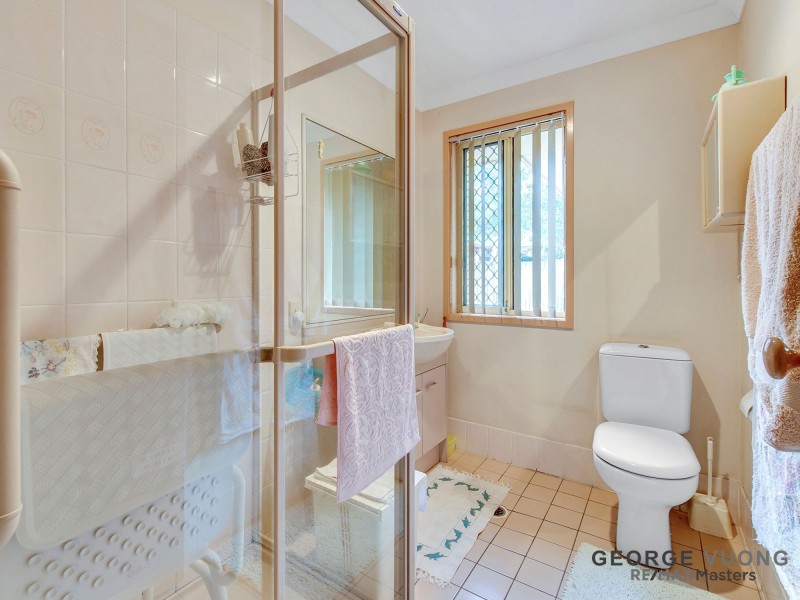100 Serrata Cct, Forest Lake QLD 4078