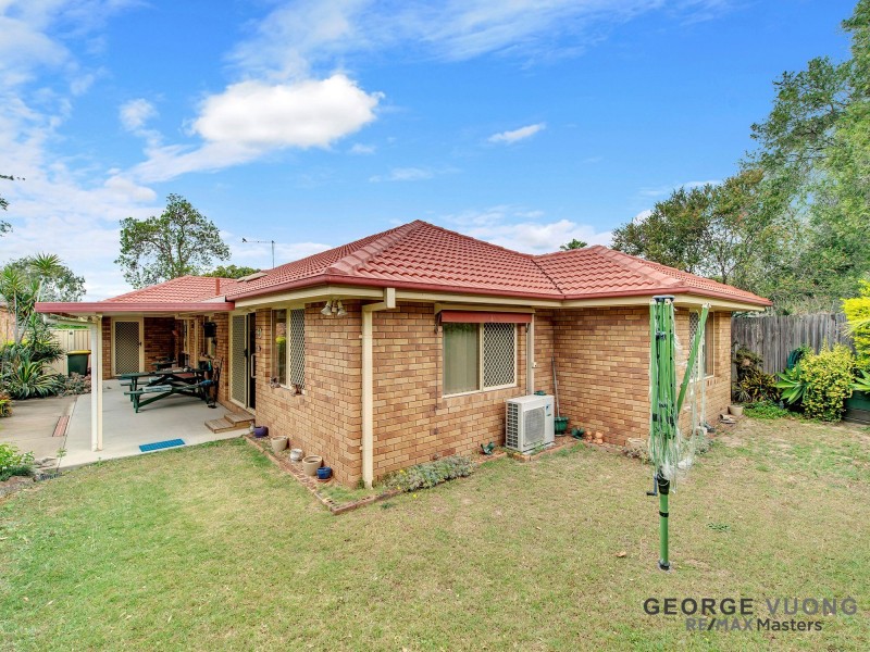 100 Serrata Cct, Forest Lake QLD 4078