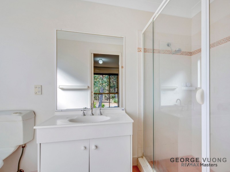 23 Leyburn Cr, Forest Lake QLD 4078