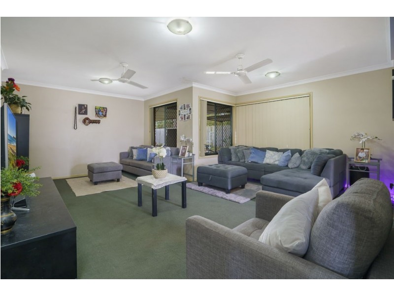 32A Spruce Street, Loganlea QLD 4131