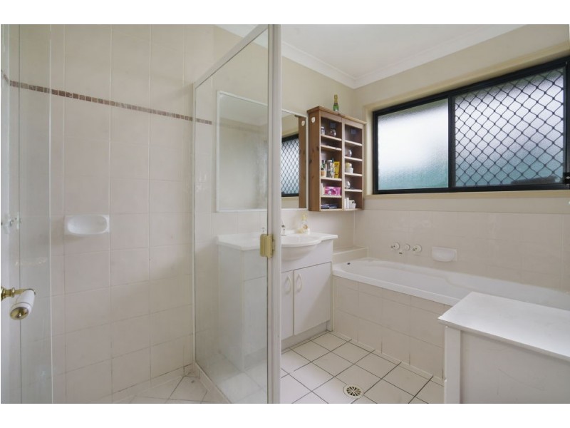 32A Spruce Street, Loganlea QLD 4131