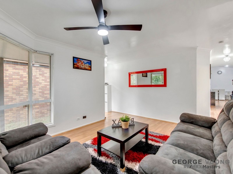 5 Winnecke Cl, Forest Lake QLD 4078