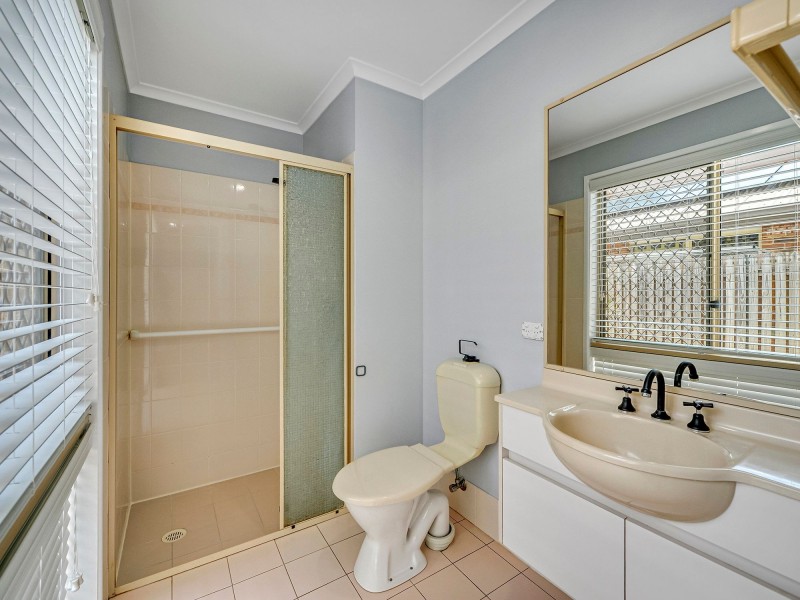 21 Collingrove Pl, Forest Lake QLD 4078