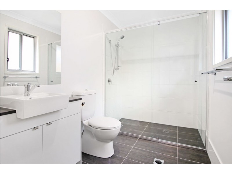 27 Kourounis Street, Logan Reserve QLD 4133