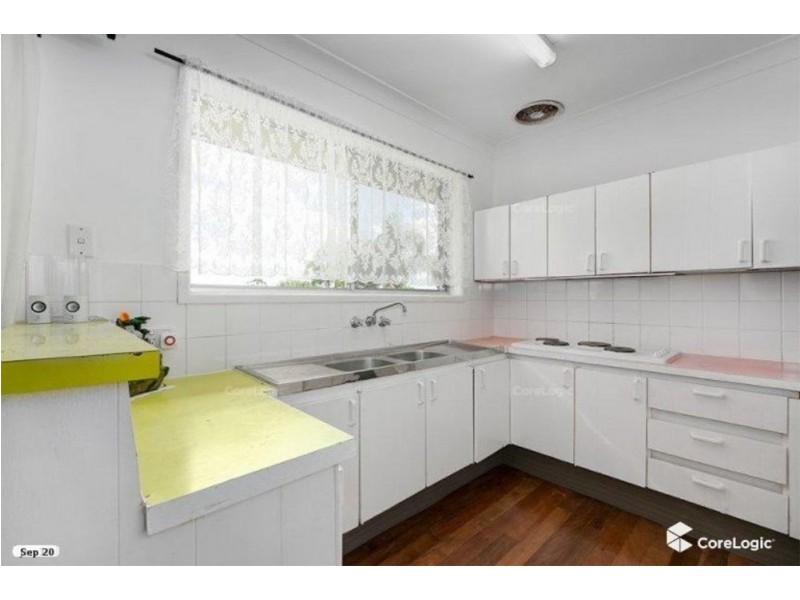 382 Mount Gravatt-Capalaba Road, Wishart QLD 4122