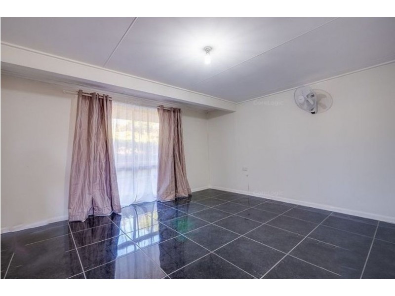 382 Mount Gravatt-Capalaba Road, Wishart QLD 4122