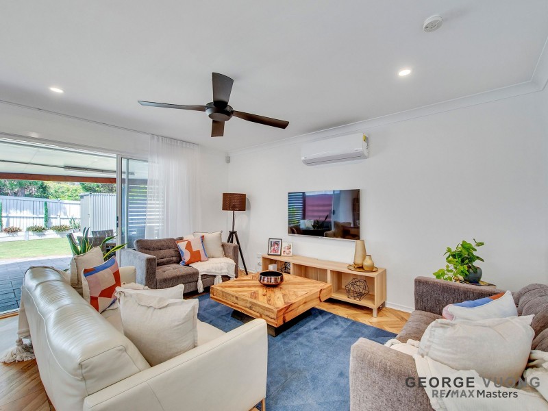 15 Stuart Pl, Forest Lake QLD 4078