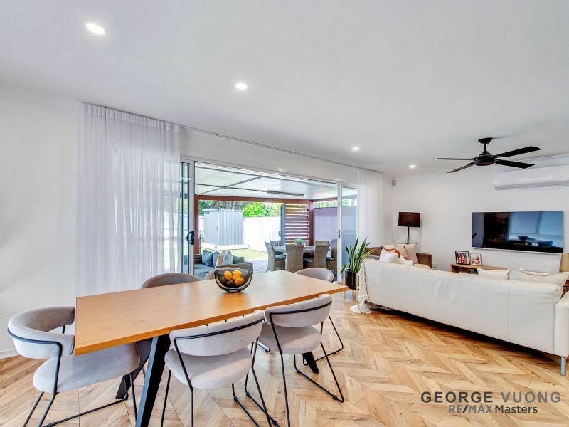 15 Stuart Pl, Forest Lake QLD 4078