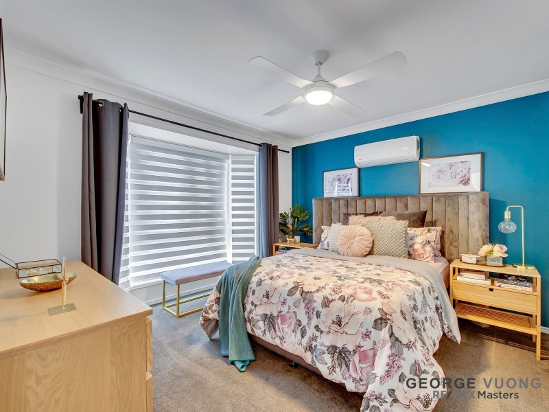 15 Stuart Pl, Forest Lake QLD 4078