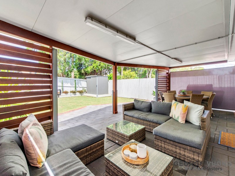 15 Stuart Pl, Forest Lake QLD 4078