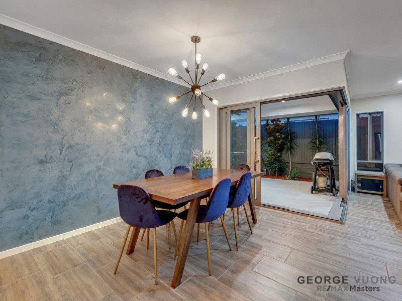 41 Invergarry Cct, Heathwood QLD 4110