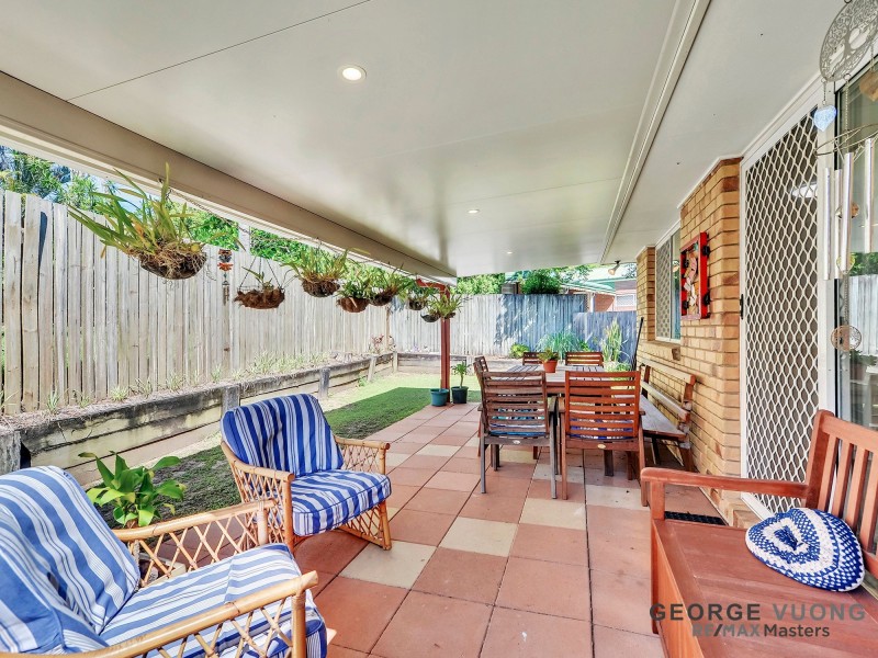 1 Conifer Pl, Forest Lake QLD 4078