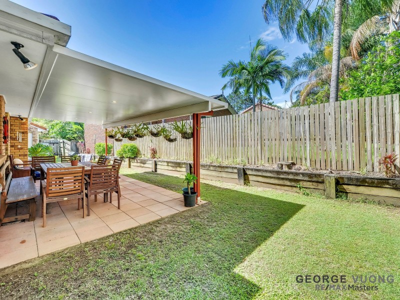 1 Conifer Pl, Forest Lake QLD 4078