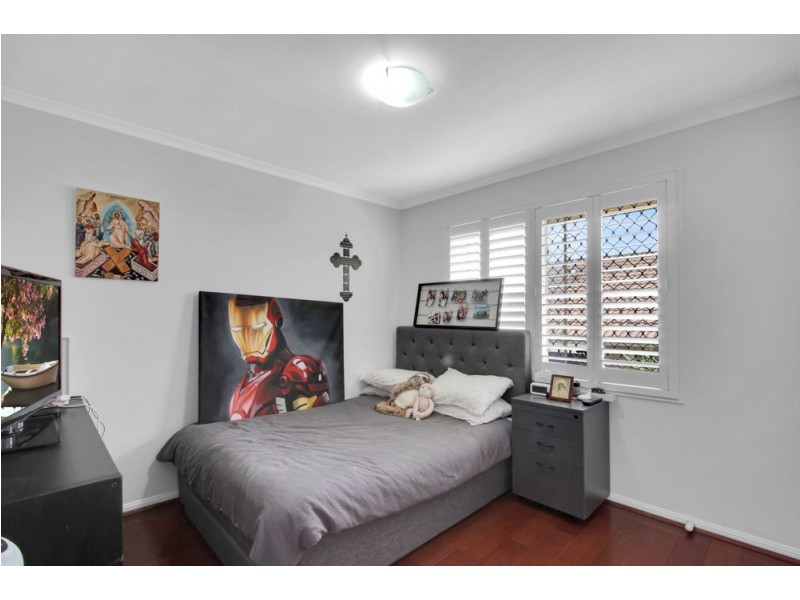 8 Ebony Place, Stretton QLD 4116