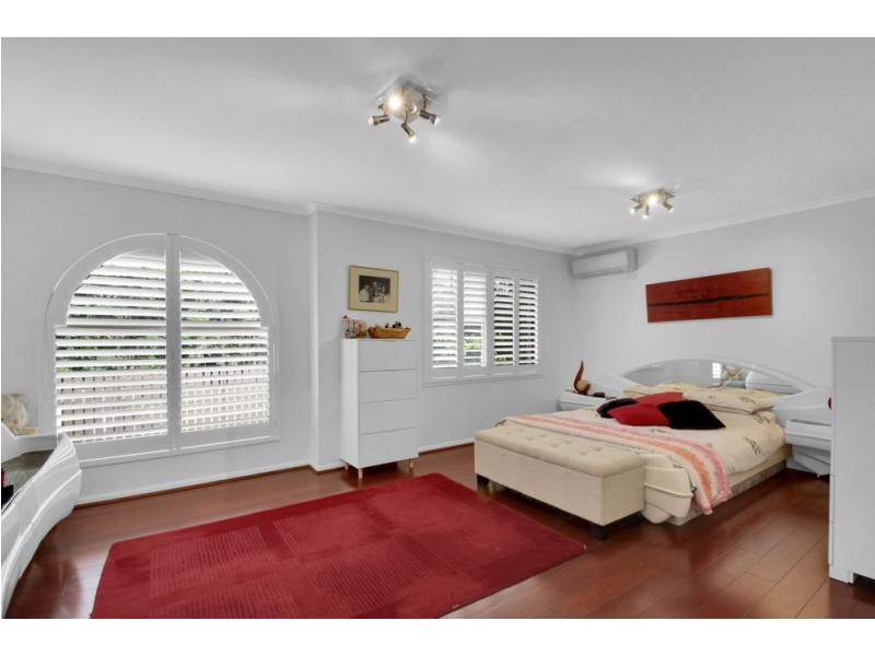 8 Ebony Place, Stretton QLD 4116