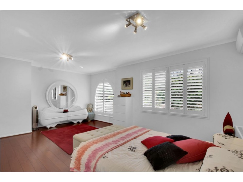 8 Ebony Place, Stretton QLD 4116