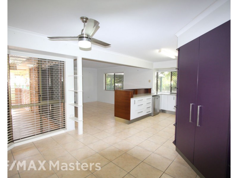 20 Colisa Cres, Regents Park QLD 4118