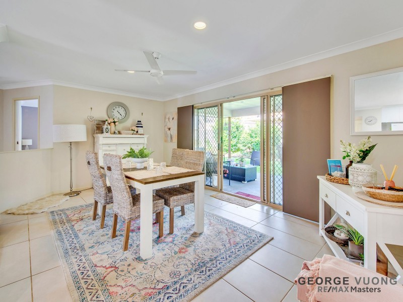 10 Glasshouse Cr, Forest Lake QLD 4078