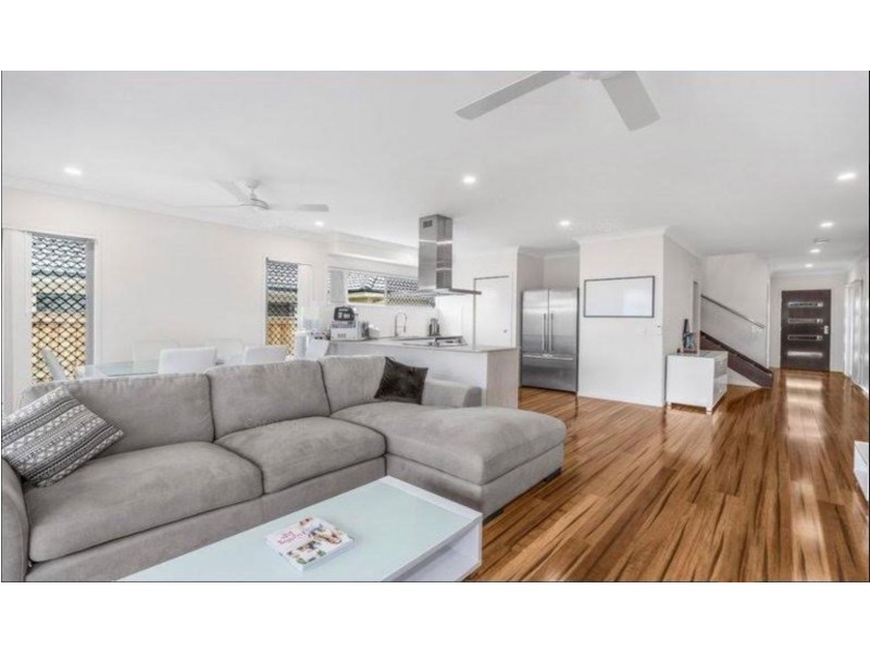 25 Rise Pl, Heathwood QLD 4110