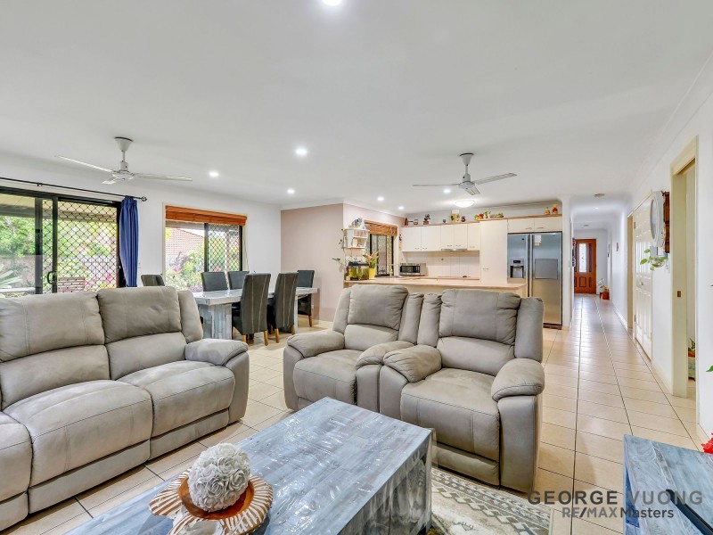 45 Paton Cr, Forest Lake QLD 4078