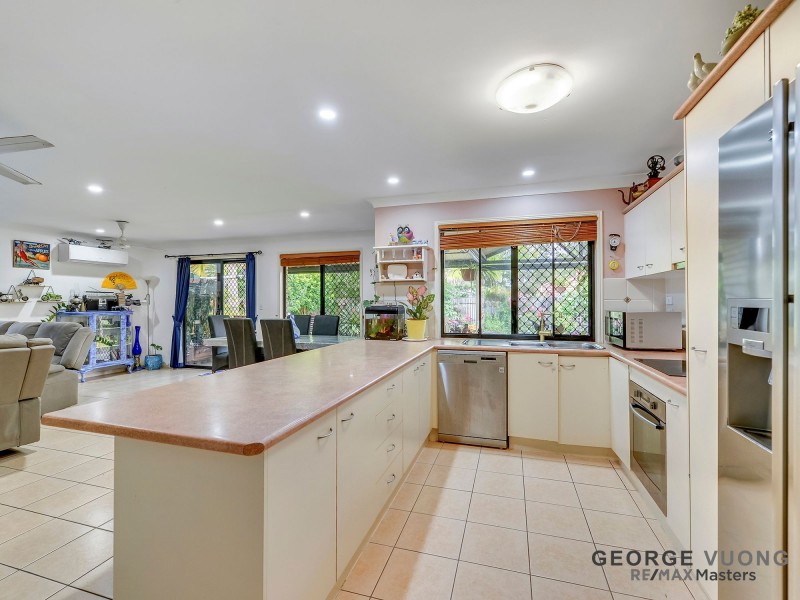 45 Paton Cr, Forest Lake QLD 4078