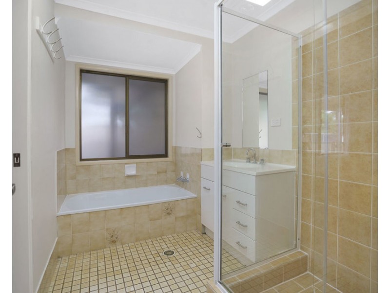 1 Flinders Crescent, Boronia Heights QLD 4124