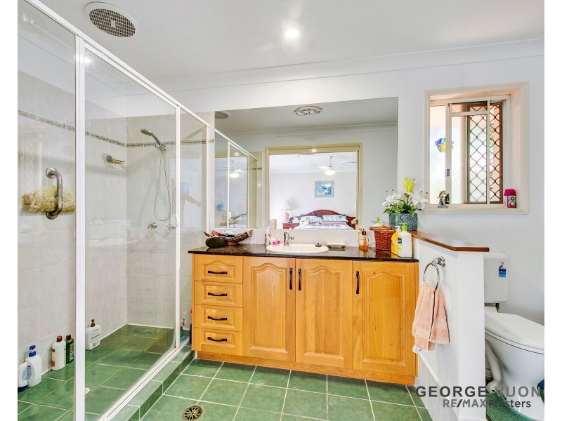 14 Stanford Pl, Forest Lake QLD 4078