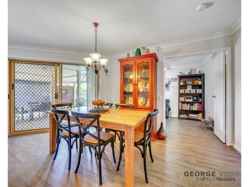 20 Blaxland Pl, Forest Lake QLD 4078