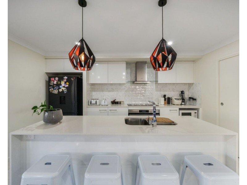 3 Amazonite Street, Pallara QLD 4110