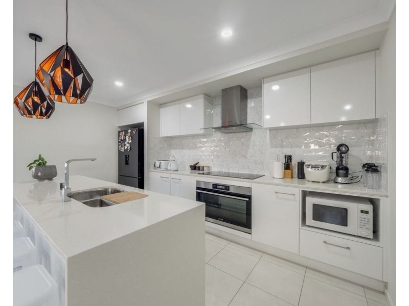 3 Amazonite Street, Pallara QLD 4110