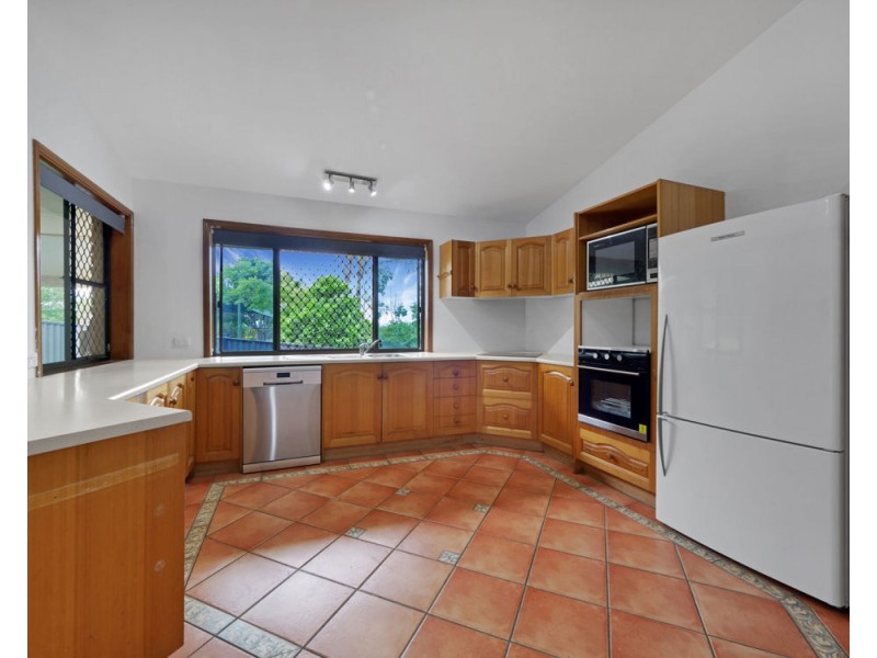 7 Dann Court, Collingwood Park QLD 4301