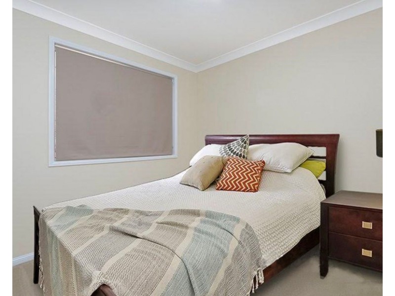 8 Lockyer Court, Forest Lake QLD 4078