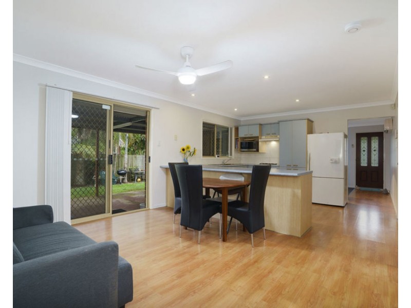 5 Noble Court, Regents Park QLD 4118