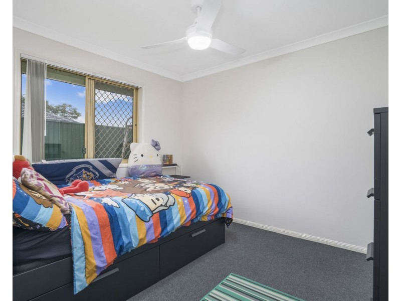 5 Noble Court, Regents Park QLD 4118