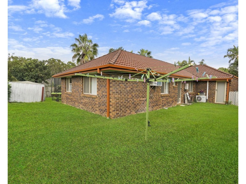5 Noble Court, Regents Park QLD 4118