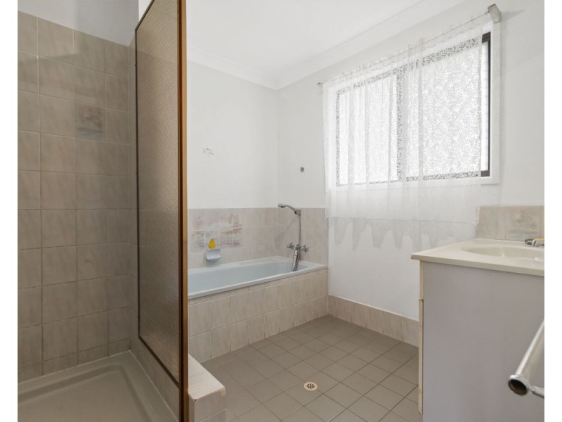 16 Rogers Avenue, Beenleigh QLD 4207