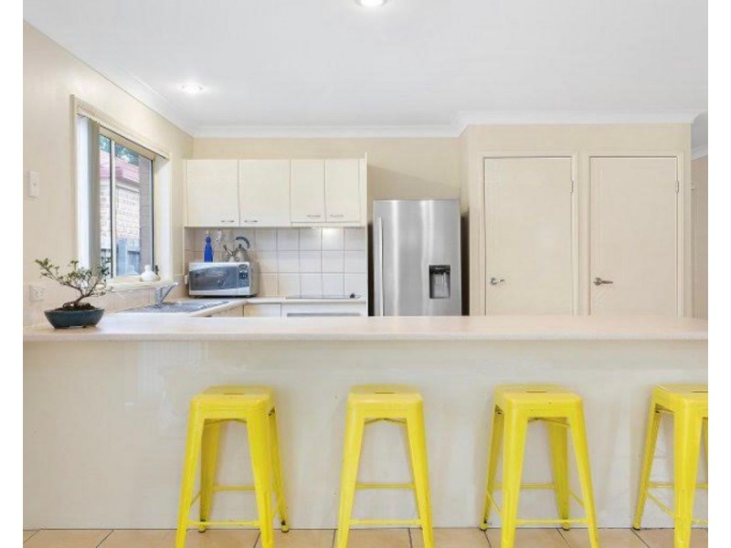 64 Berkshire Place, Springfield Lakes QLD 4300
