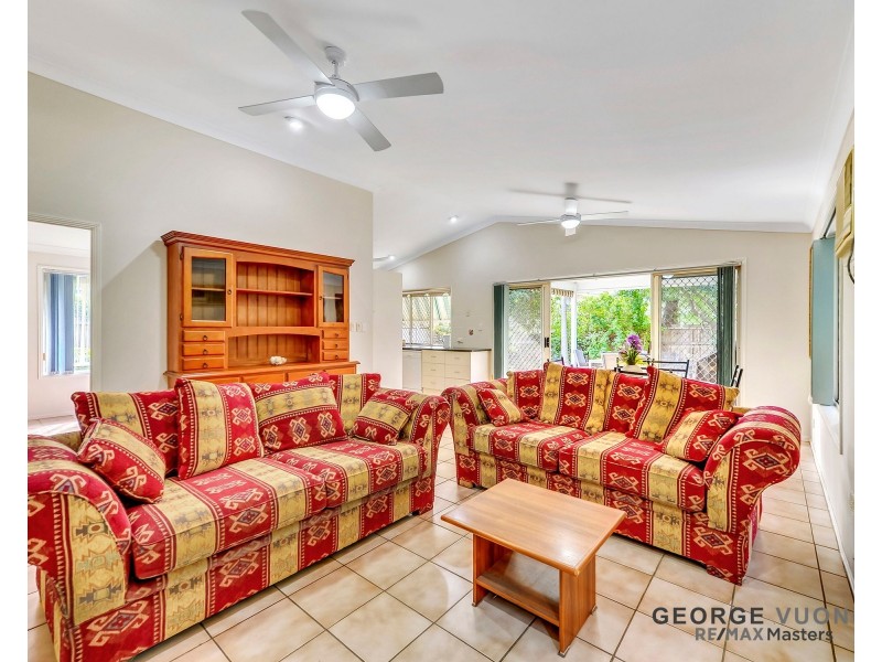 94 Augusta Cr, Forest Lake QLD 4078