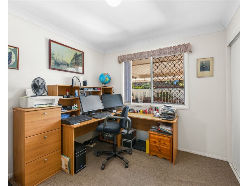 7 Haussman Ct, Meadowbrook QLD 4131