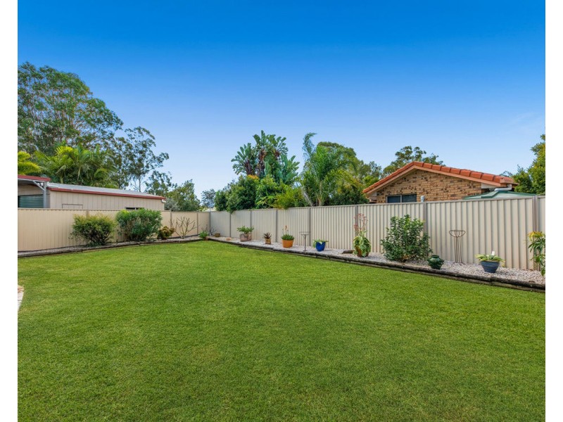 7 Haussman Ct, Meadowbrook QLD 4131