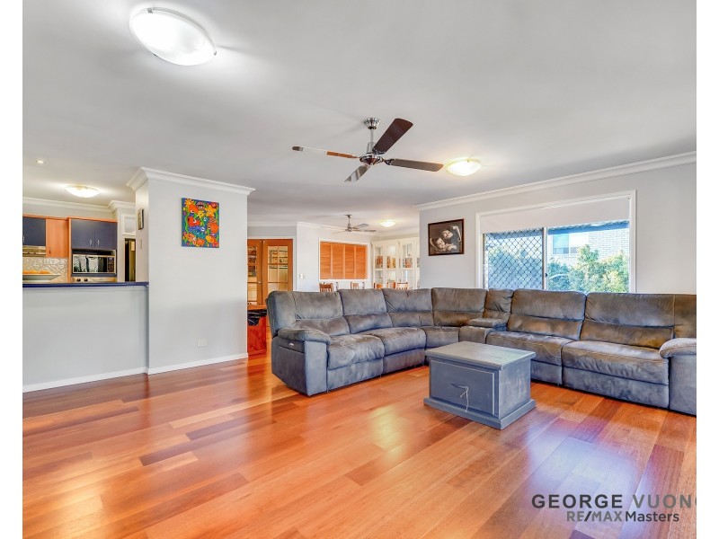 39 Bullen Cct, Forest Lake QLD 4078