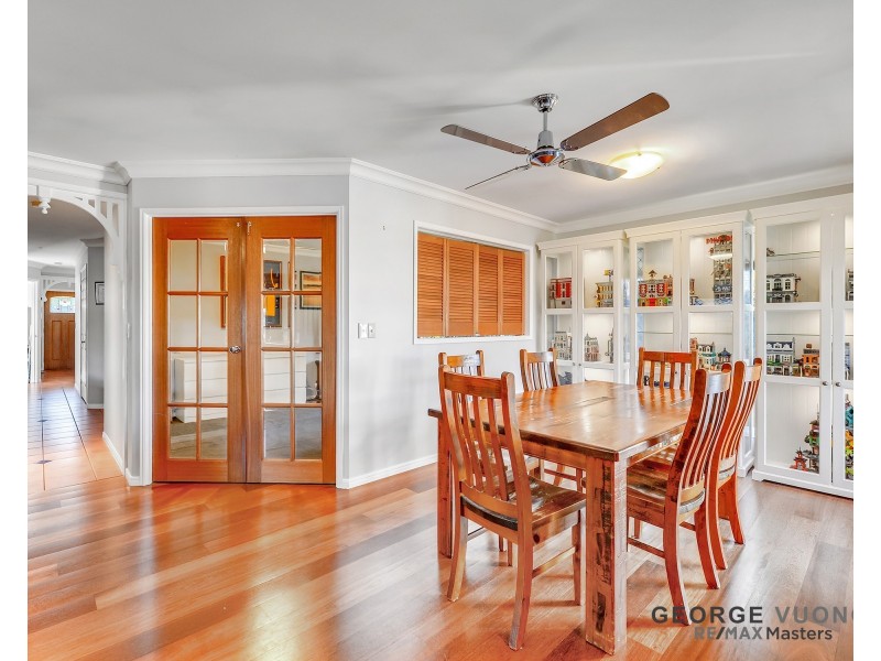 39 Bullen Cct, Forest Lake QLD 4078