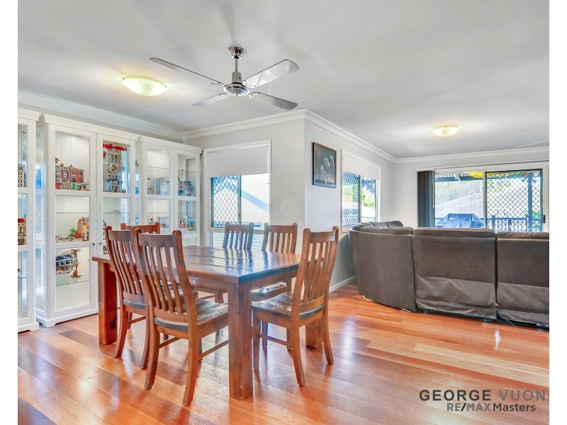 39 Bullen Cct, Forest Lake QLD 4078