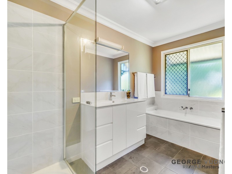 39 Bullen Cct, Forest Lake QLD 4078