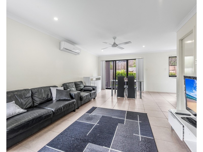 6/8 Carnarvon Ave, Springfield Lakes QLD 4300