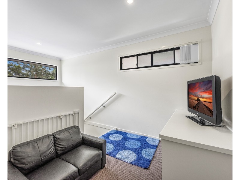 6/8 Carnarvon Ave, Springfield Lakes QLD 4300