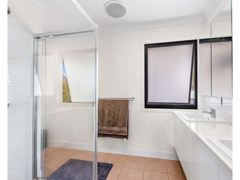 6/8 Carnarvon Ave, Springfield Lakes QLD 4300